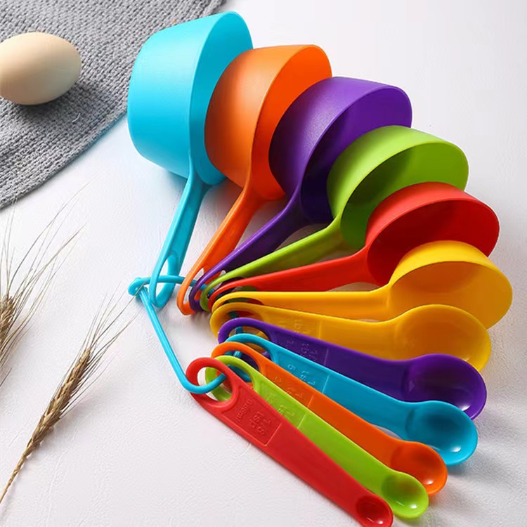 Messlöffel mit präziser Skala, Gramm, Wiegellöffel Set, Messbecher, Haushaltsküche Backwerkzeug